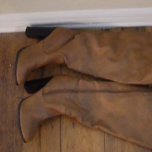 Fall Suede Midi Boots